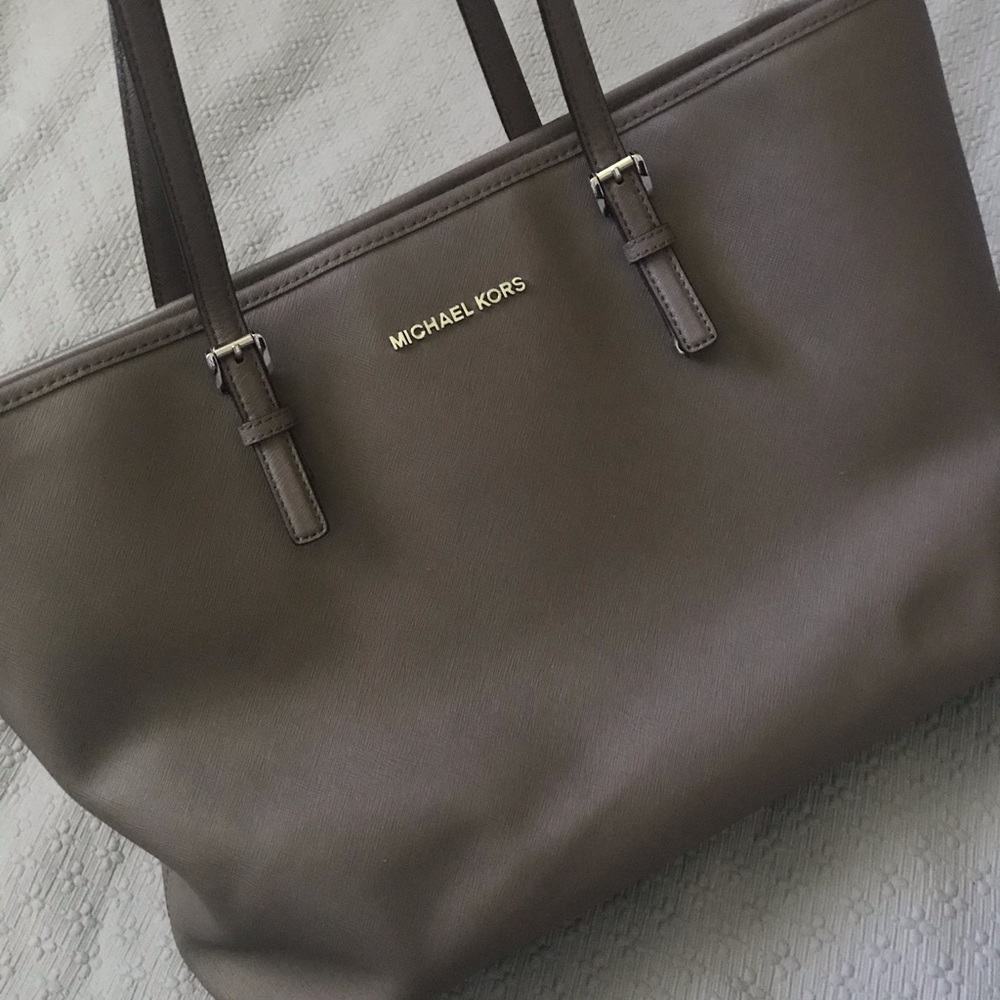 Michael Kors large jet set travel tote